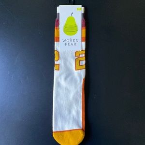 NEW/ Pair of Socks. Woven pear Size M UNISEX
